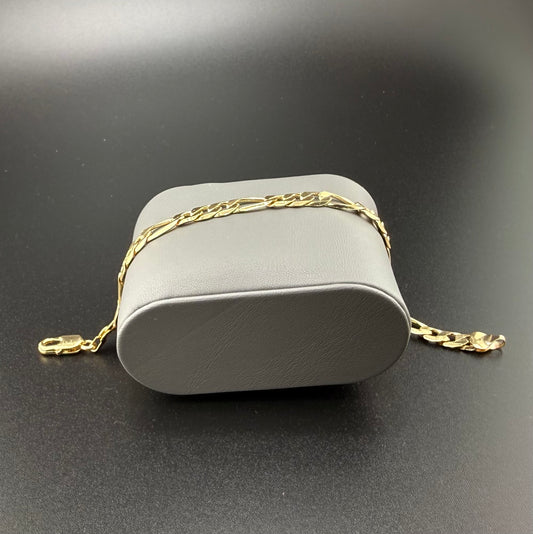 7.5" 5.6mm Figaro Link Bracelet 18K Gold Filled Brand New