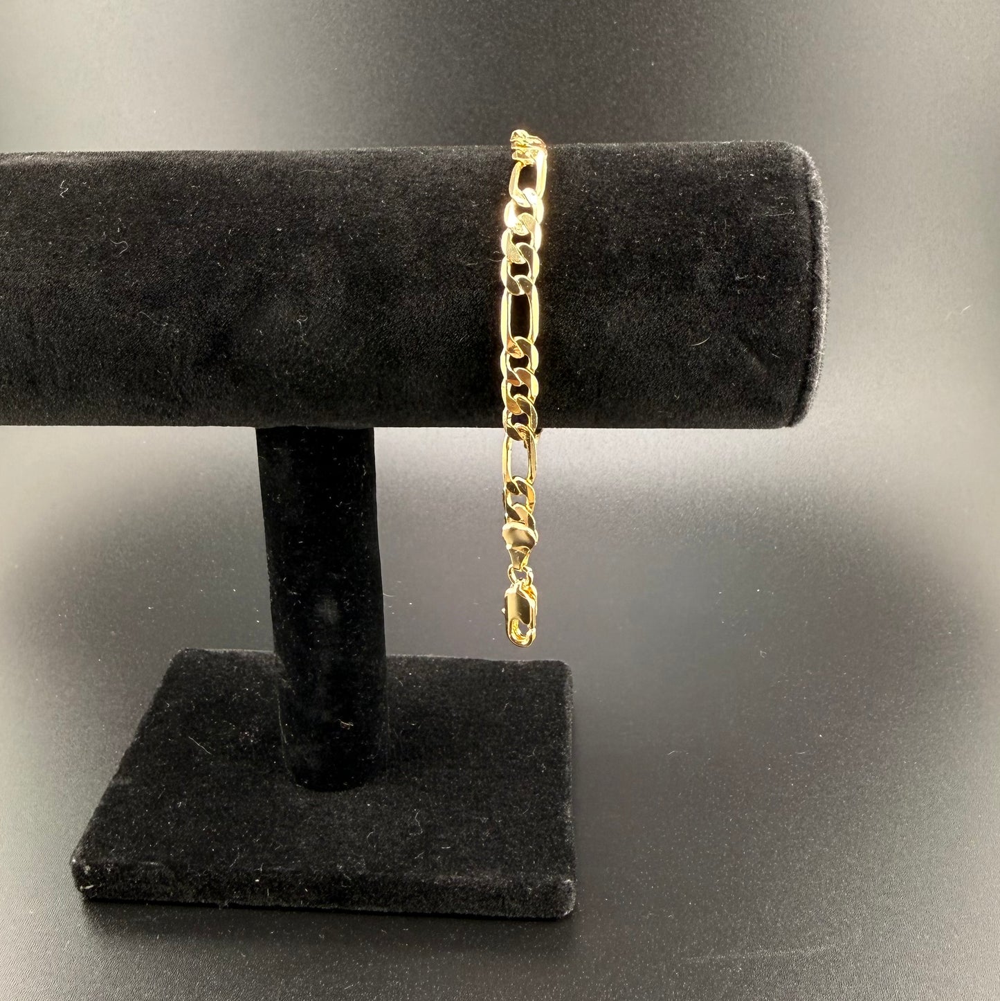 7.5" 5.6mm Figaro Link Bracelet 18K Gold Filled Brand New