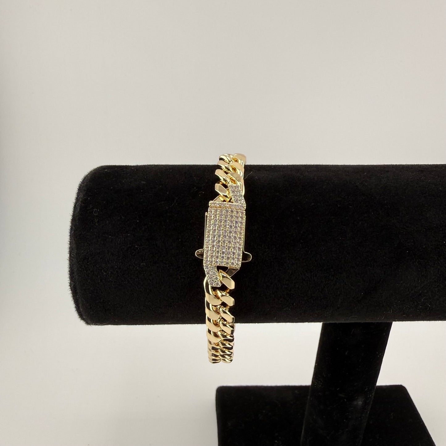 8" 8mm Iced CZ Cuban Link Bracelet 18k Gold Filled Brand New