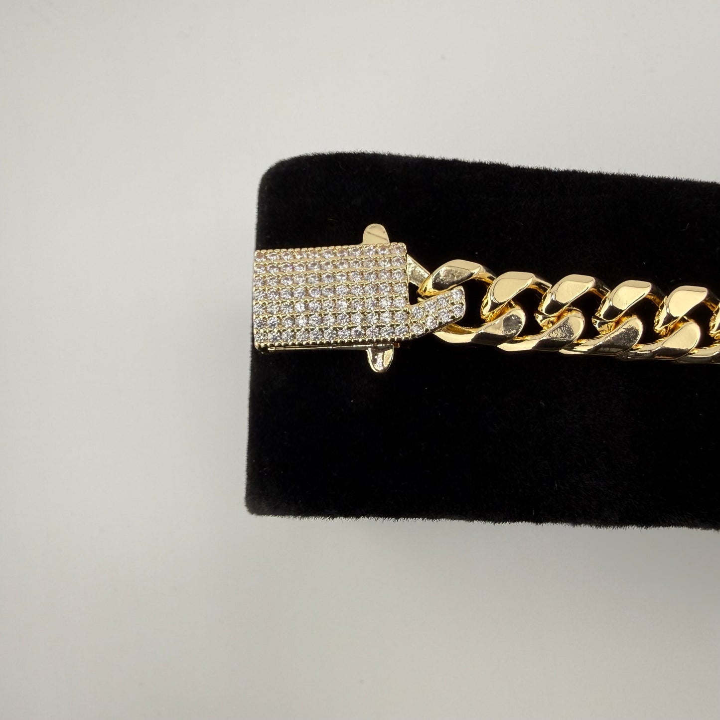 8" 8mm Iced CZ Cuban Link Bracelet 18k Gold Filled Brand New