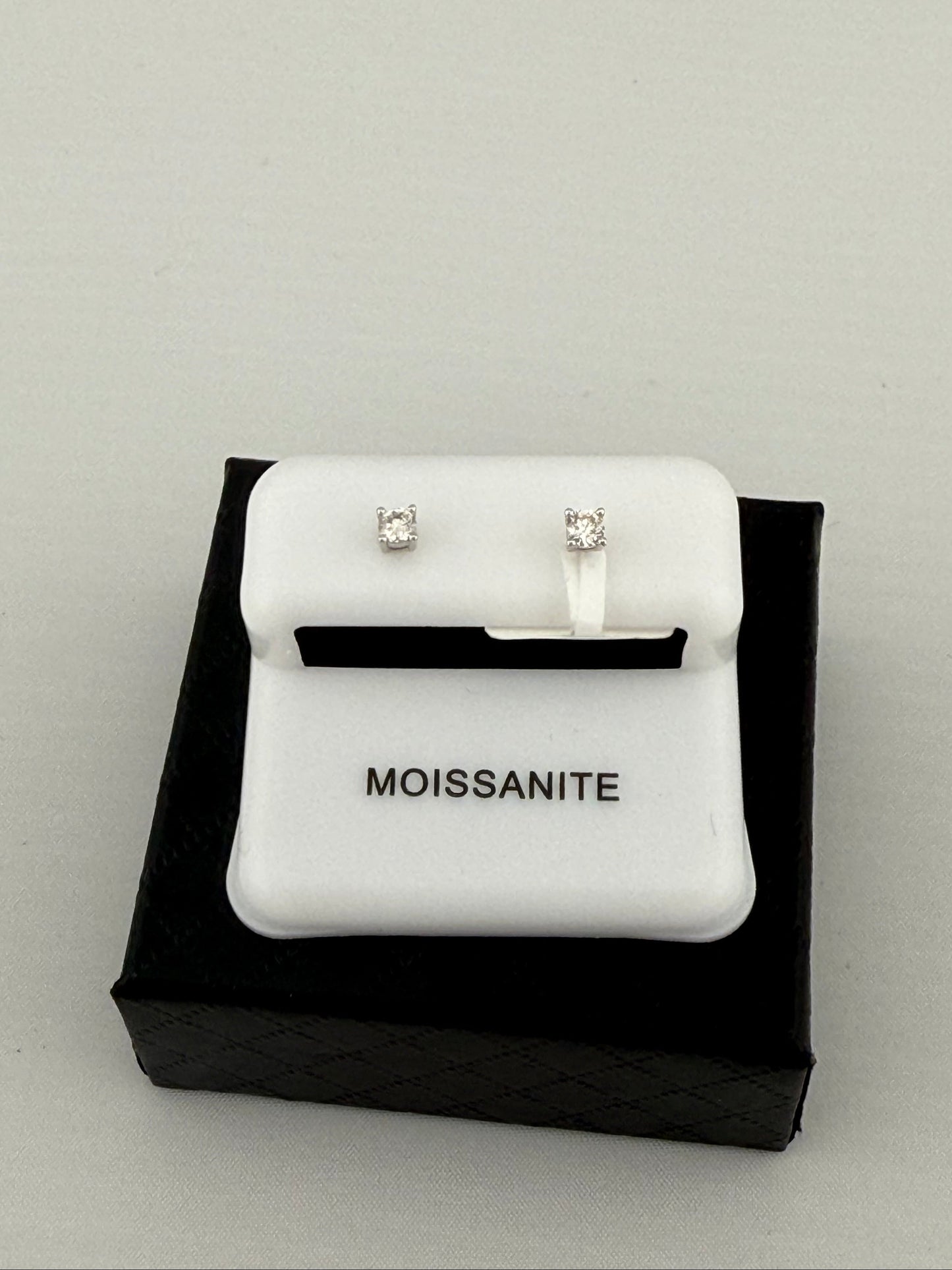 0.20 CTW 3mm GRA Moissanite Stud Earrings 925 Sterling Silver Push Back Brand New