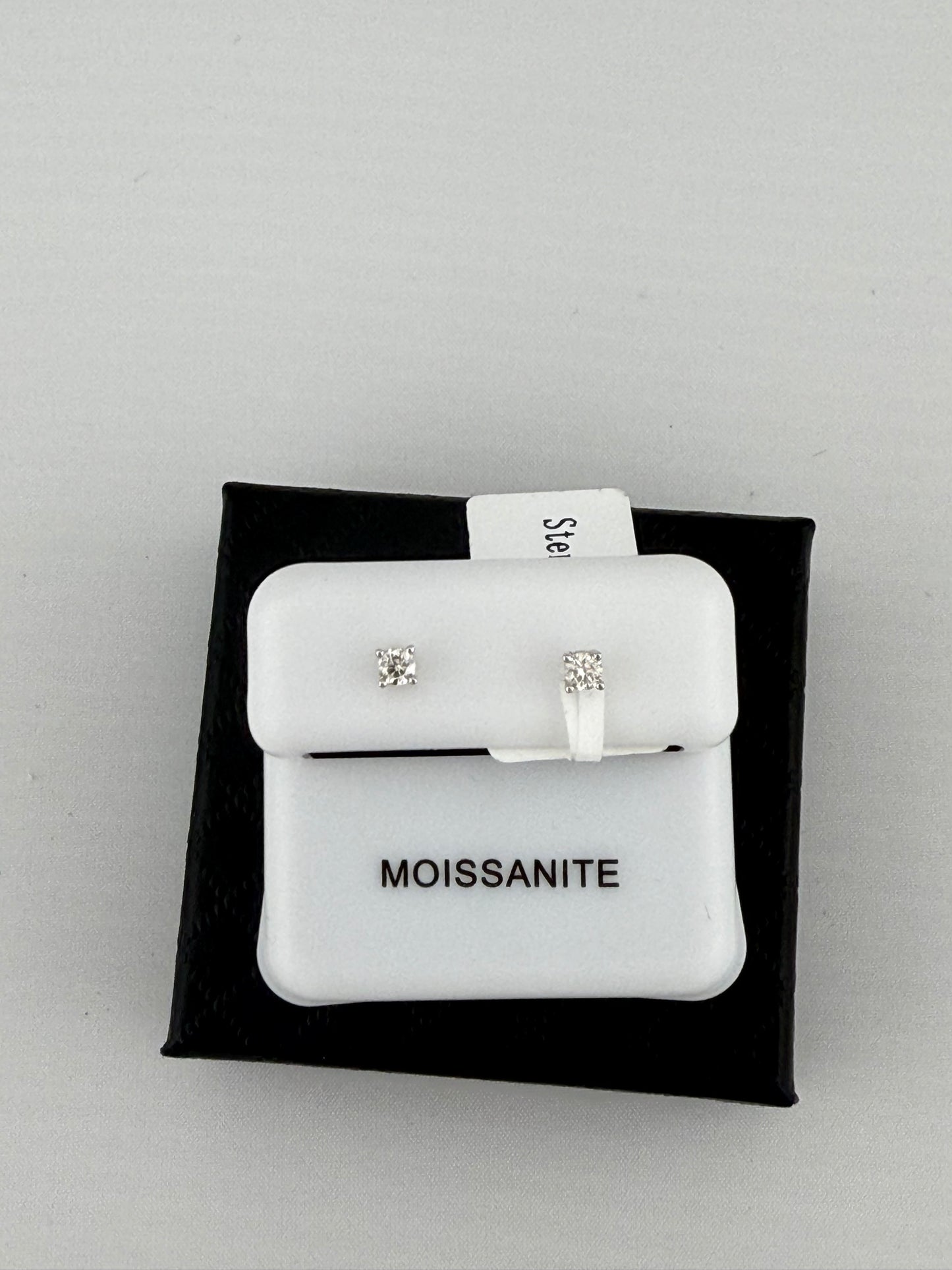 0.20 CTW 3mm GRA Moissanite Stud Earrings 925 Sterling Silver Push Back Brand New