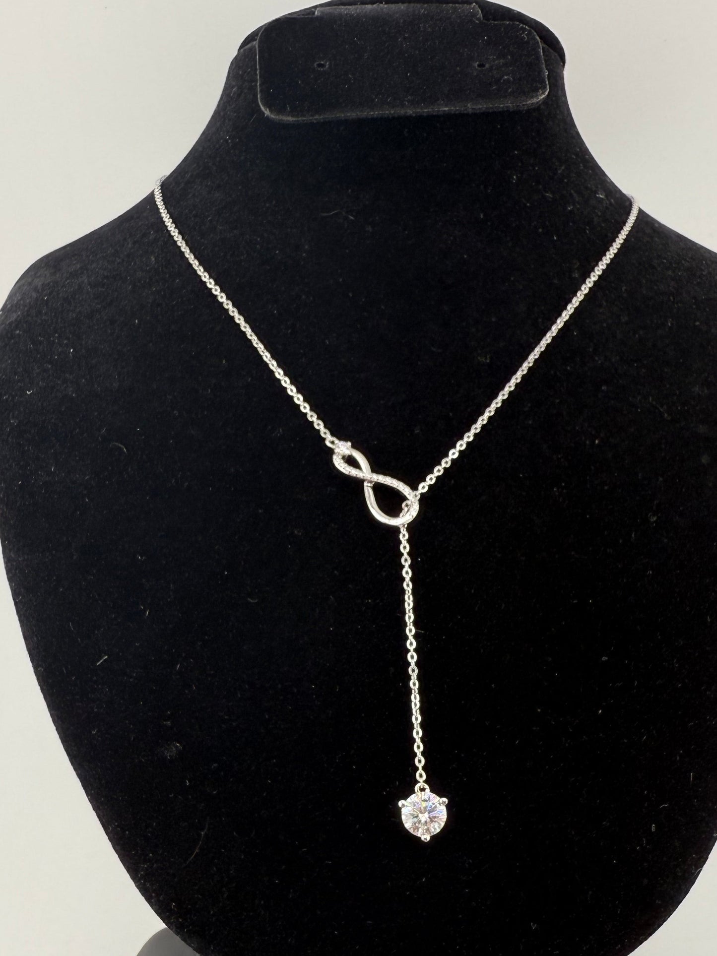Infinity Pull Through Moissanite Necklace 925 Sterling Silver GRA Certified Brand New