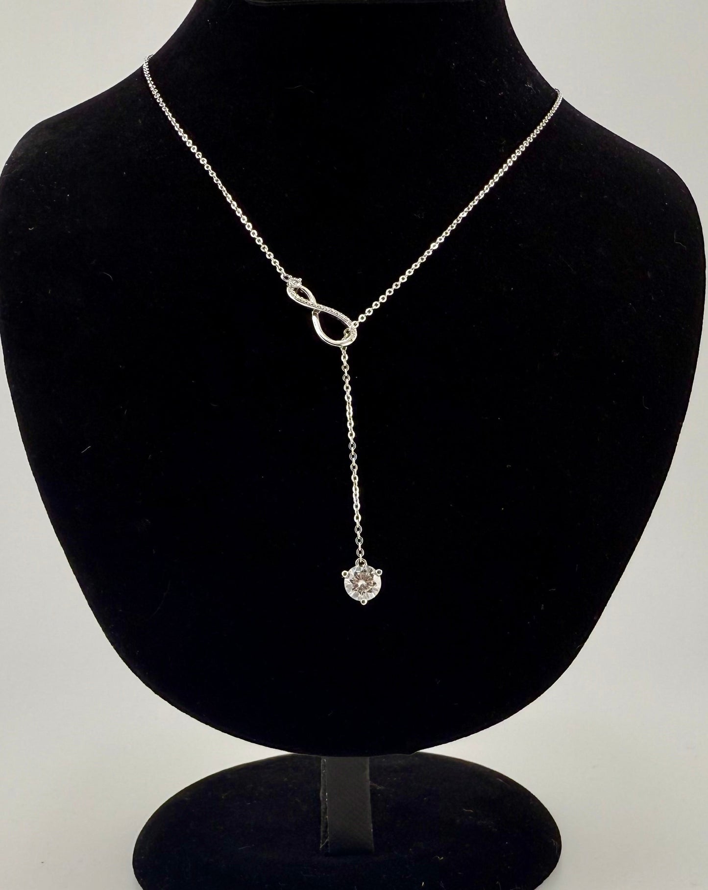 Infinity Pull Through Moissanite Necklace 925 Sterling Silver GRA Certified Brand New