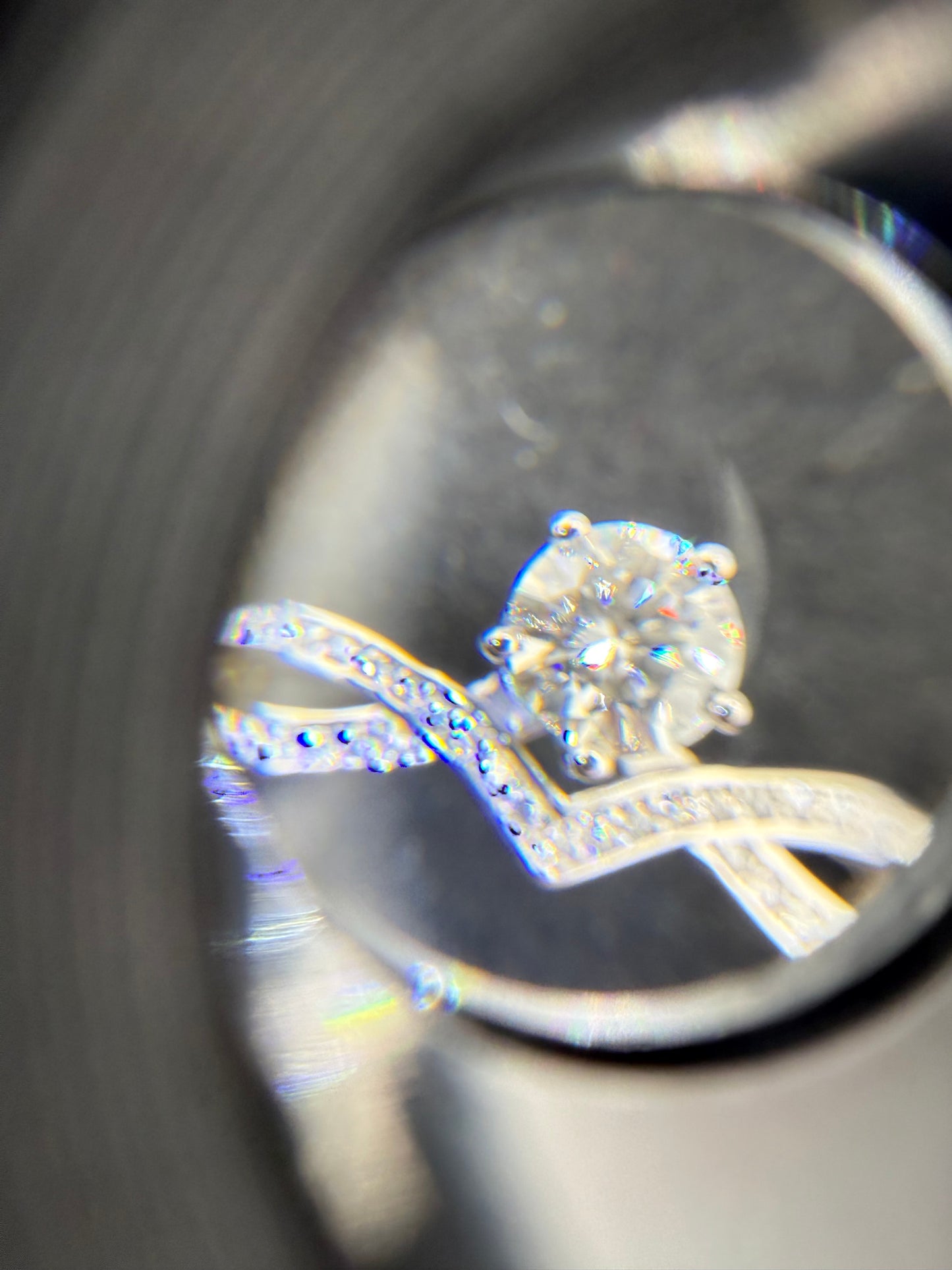 Crisscross Moissanite Ring 1ct VVS 925 Sterling Silver Size 9 Resizable Brand New