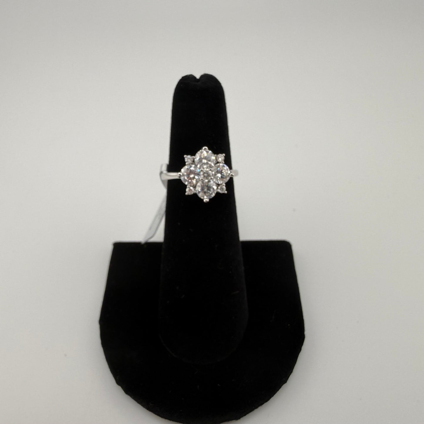 Cluster Moissanite Ring 1.8ctw 925 Sterling Silver Brand New