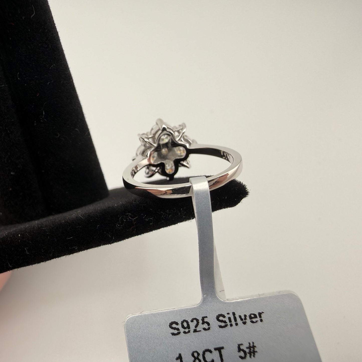 Cluster Moissanite Ring 1.8ctw 925 Sterling Silver Brand New